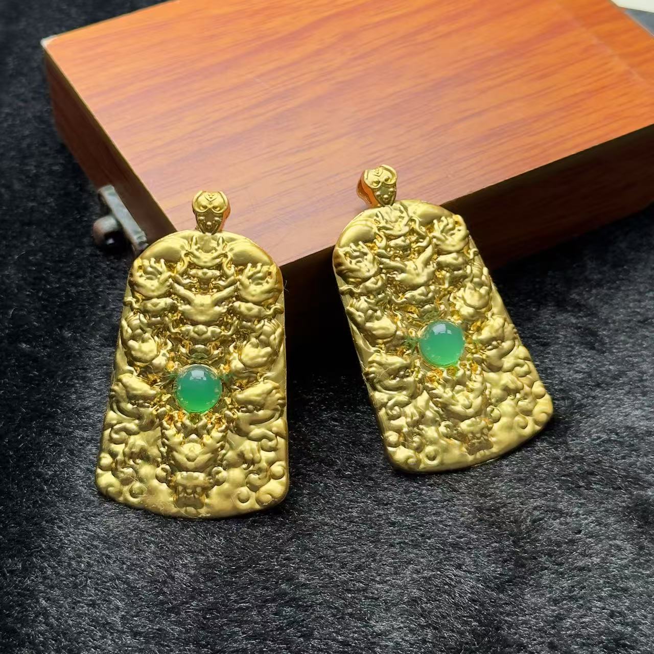 天然珠宝玉石时尚精品满绿蛋面龙牌-DH054-H-多样性发一