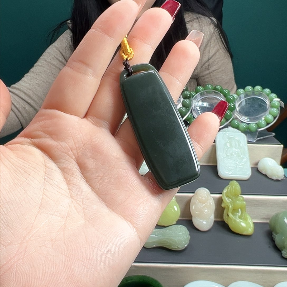 和田玉吊坠(不含链)未镶嵌