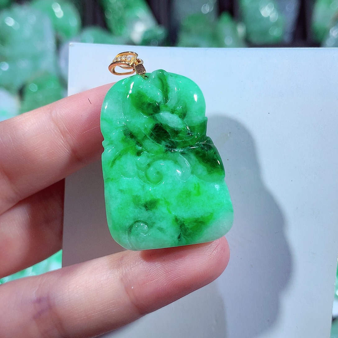 翡翠吊坠(不含链)未镶嵌