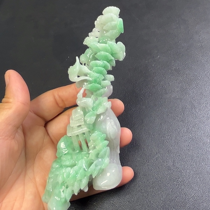 翡翠摆件未镶嵌翡翠