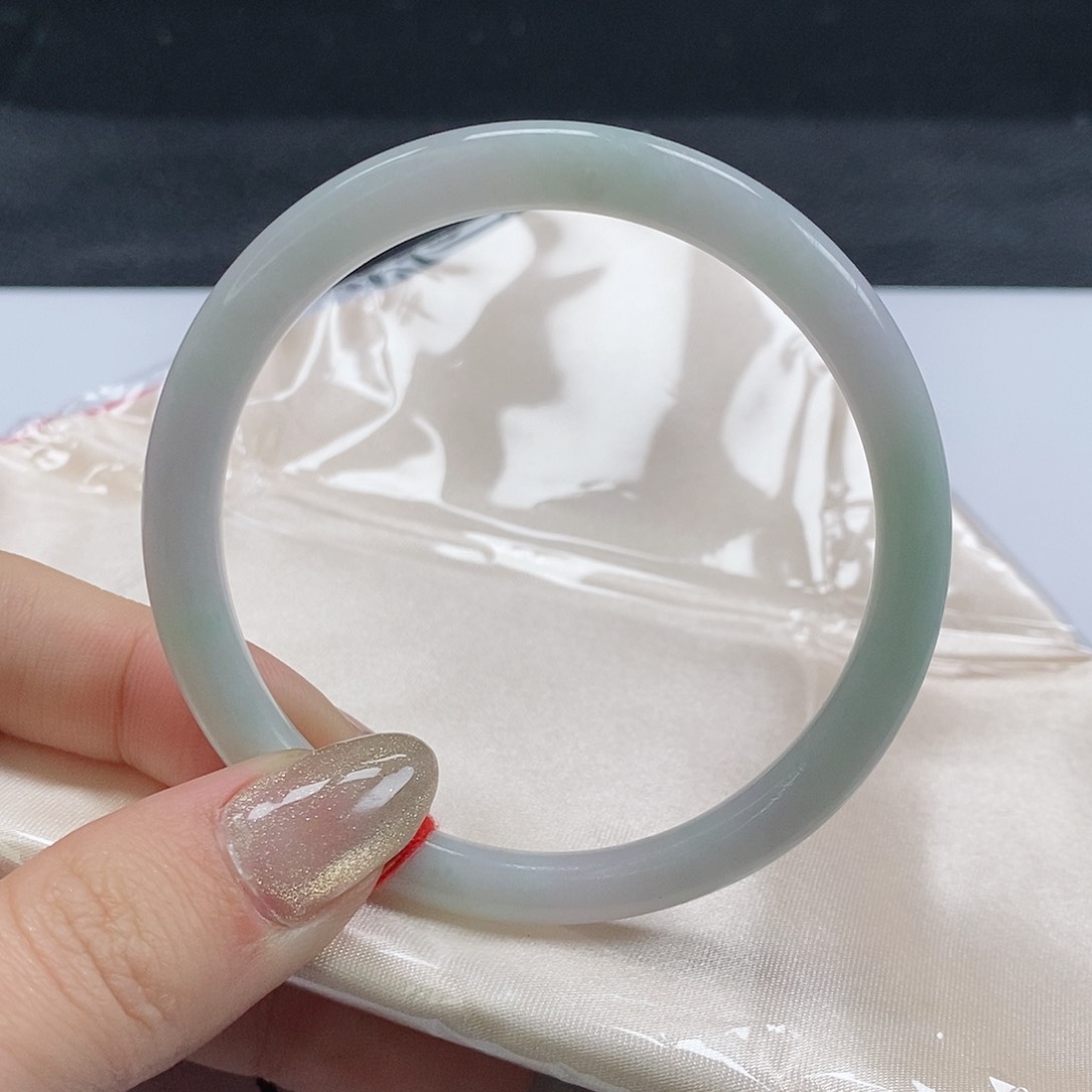 【闪购商品】翡翠手镯（圆镯）未镶嵌242号