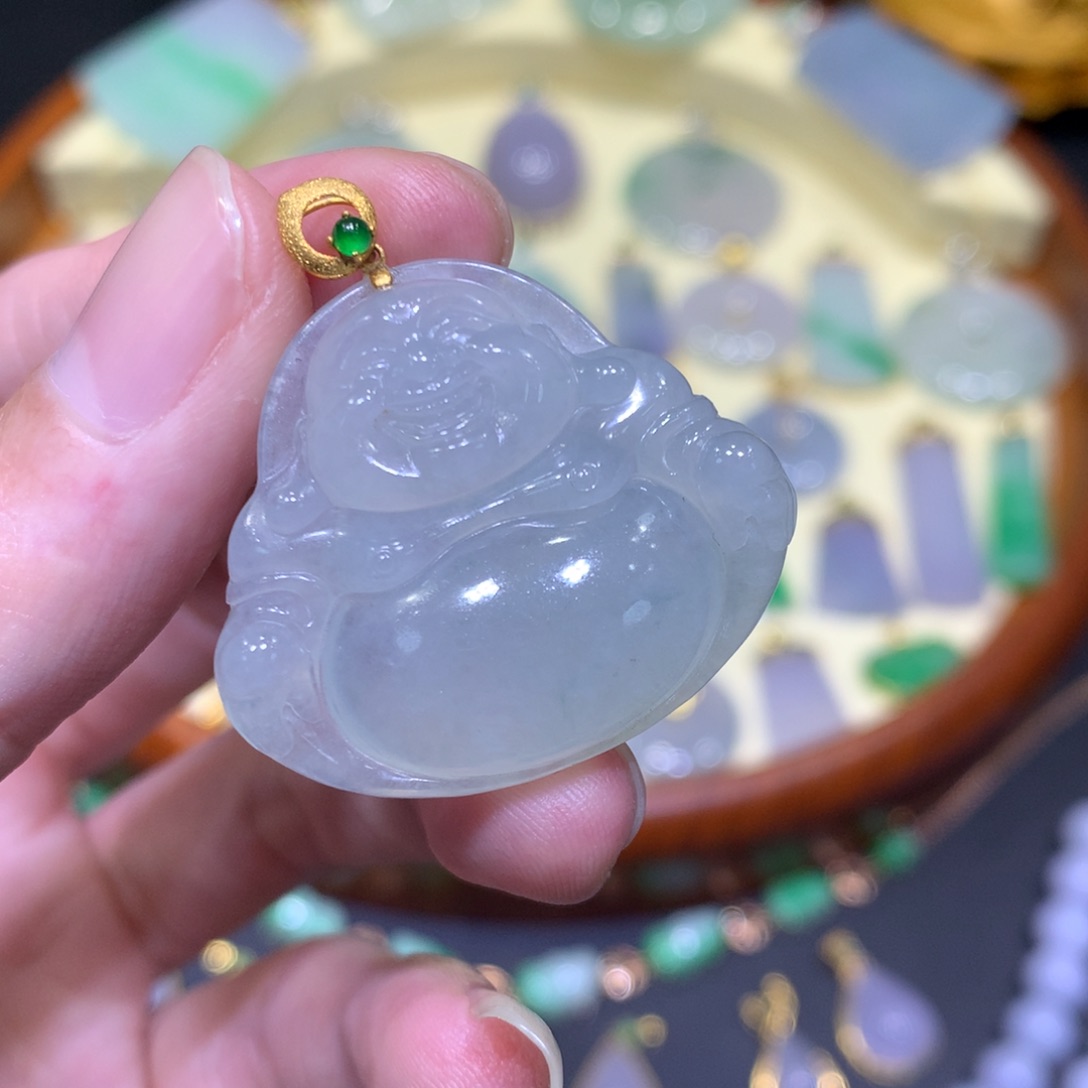 翡翠吊坠(不含链)18K金镶嵌