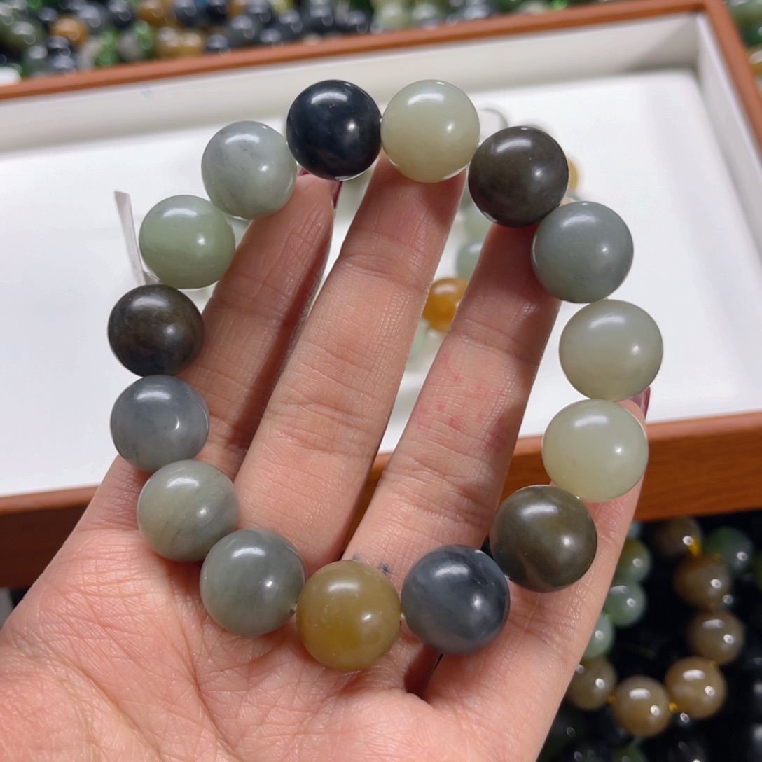 未镶嵌手链和田玉