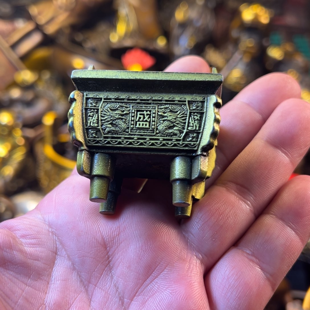 茶壶香炉铜器摆件