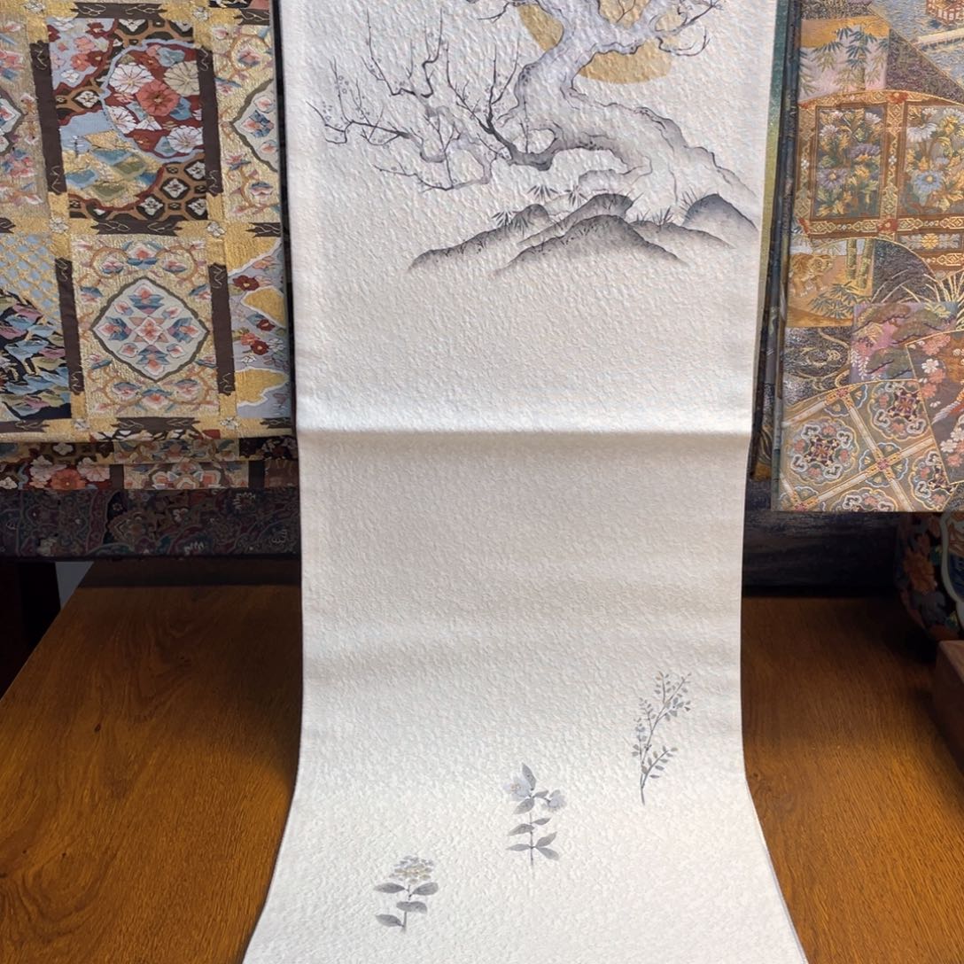 织绣三通枯木逢春