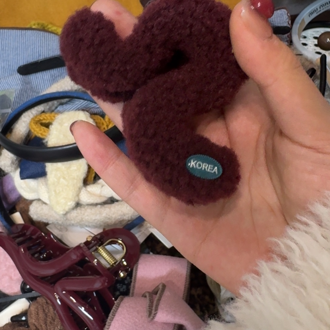 布艺铁合金酒红色抓夹