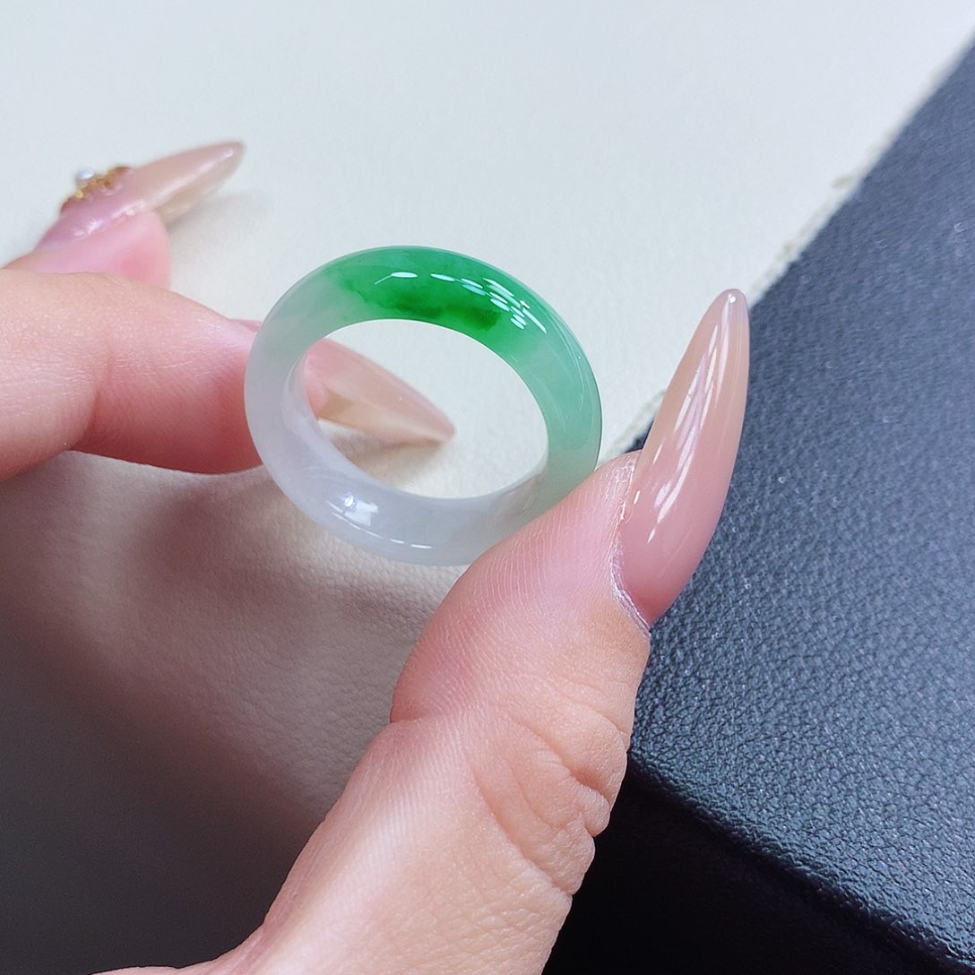 未镶嵌戒指翡翠18号