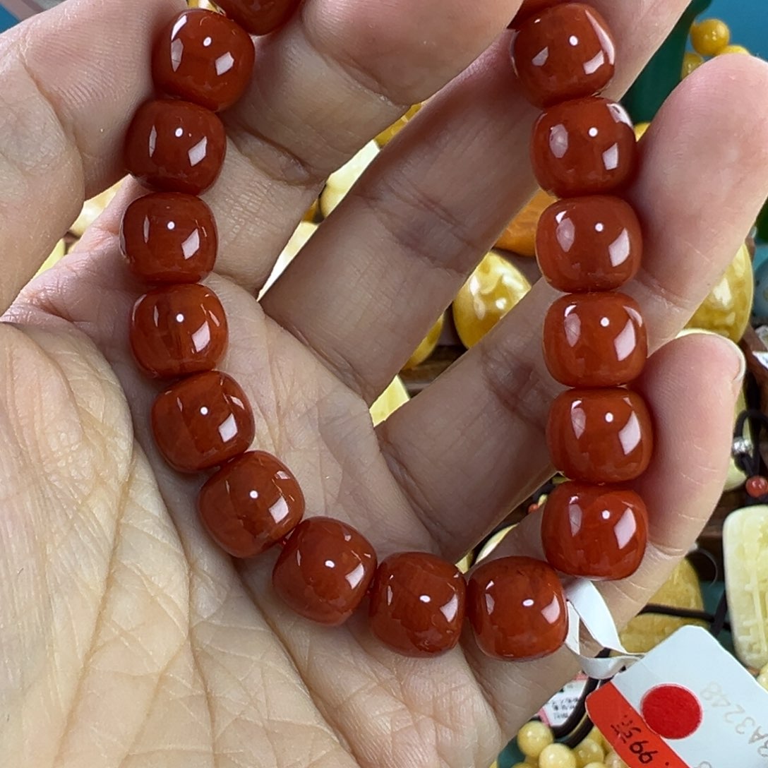 南红玛瑙手串未镶嵌一**蓝