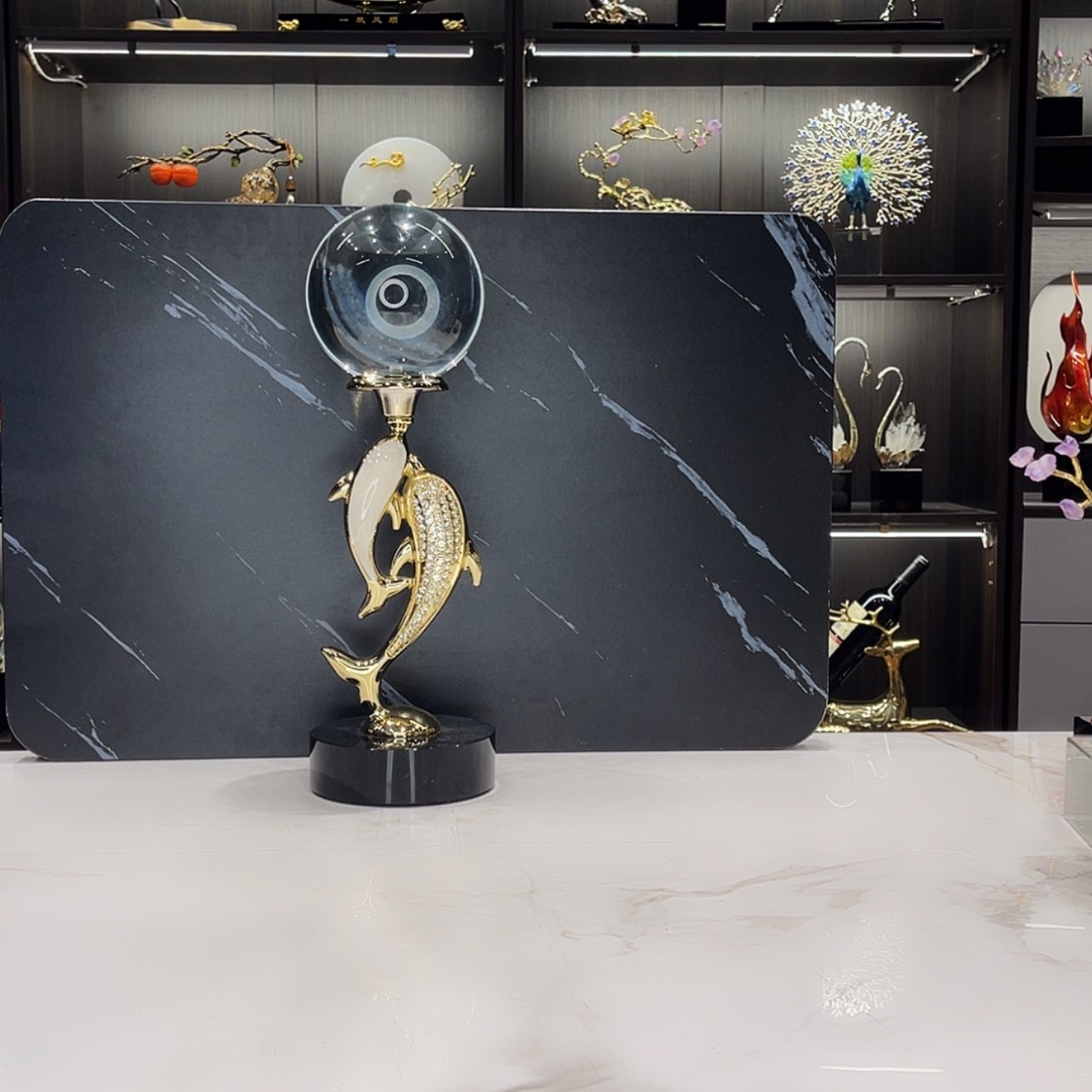 【闪购商品】大号海豚水晶球一个一个