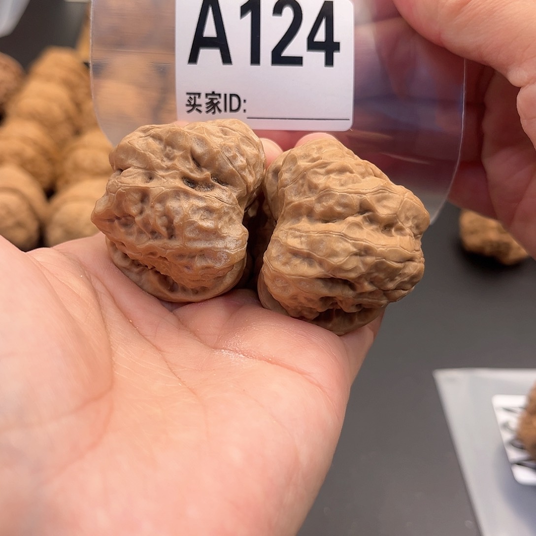 桃核吊坠蛙蛙精品40