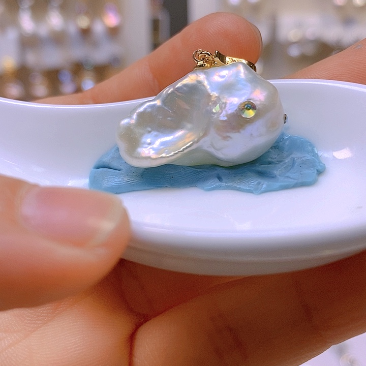 淡水珍珠颈饰合金