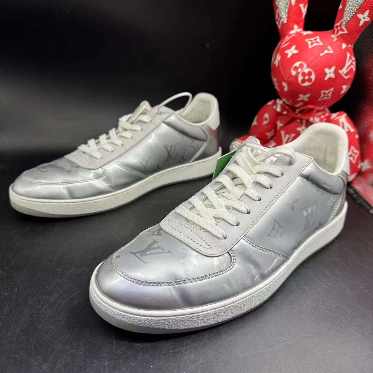 95新 LouisVuitton/路易威登 【AO特惠】41.5欧码银色印花板鞋77-4