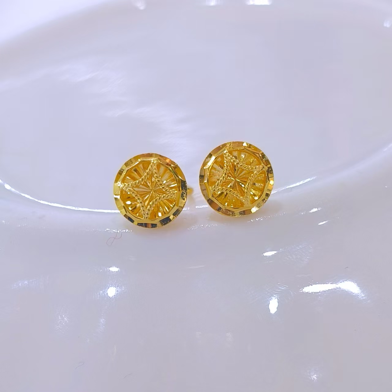 【富远黄金】足金双层圆形弯针耳钉FYHR01010930