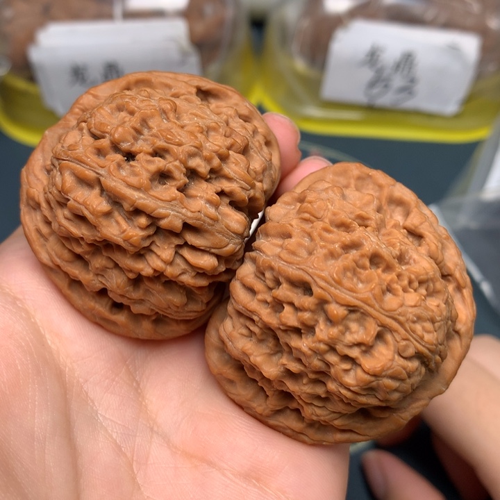 文玩核桃把件46-18570-0