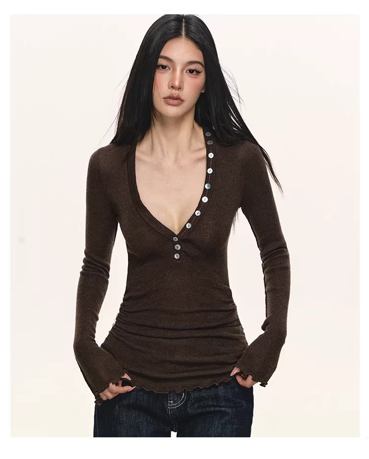 anna aneae深V领内搭打底衫女秋冬辣妹不对称排扣咖色长袖针织衫