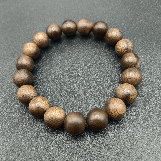 Y001越南莺歌绿奇楠单圈手串/多样性发其一