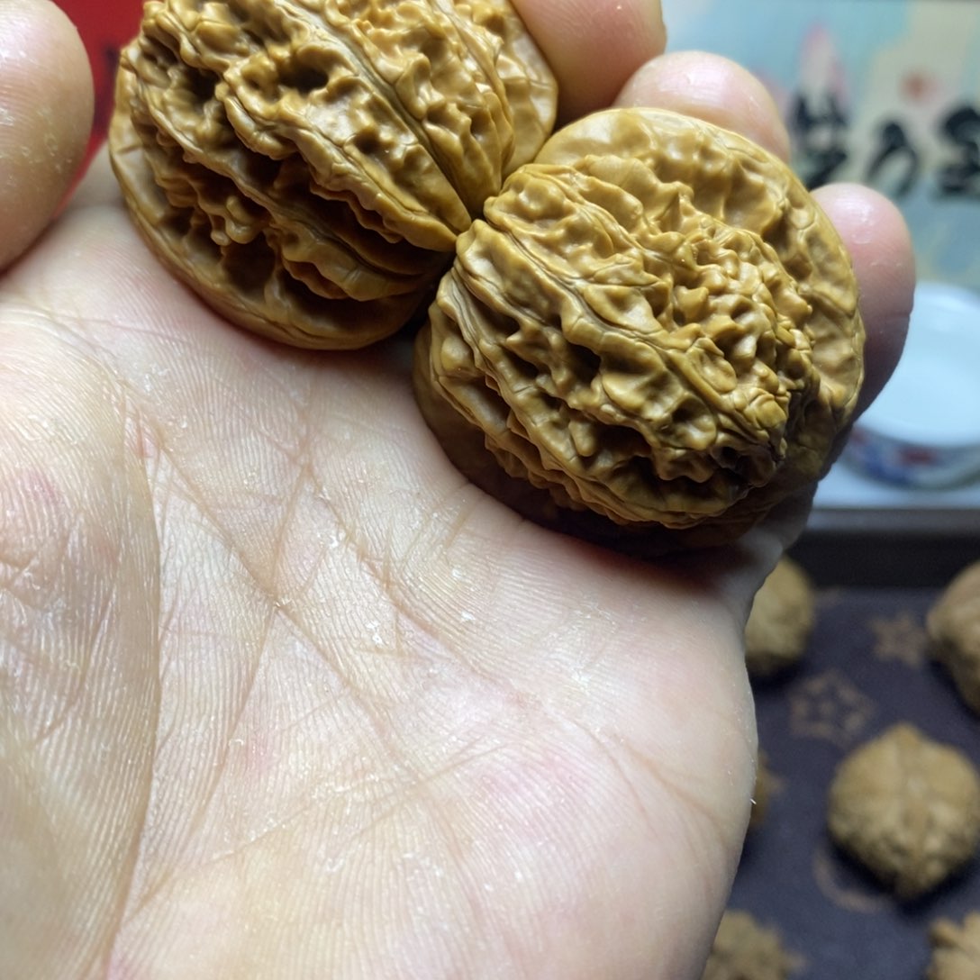 ㅤ****辉瑞麟文玩核桃四座楼