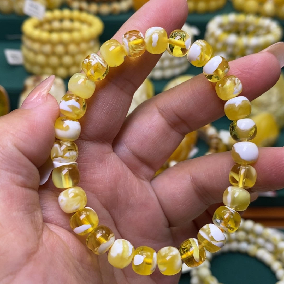 蜜蜡未镶嵌裸石8➕