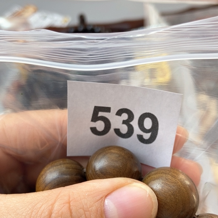 大果紫檀（缅甸花梨）田***j539两个