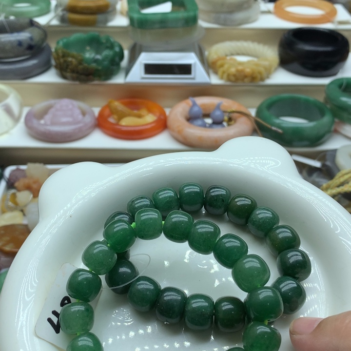 石英质玉Zzzzzzzzzz未镶嵌