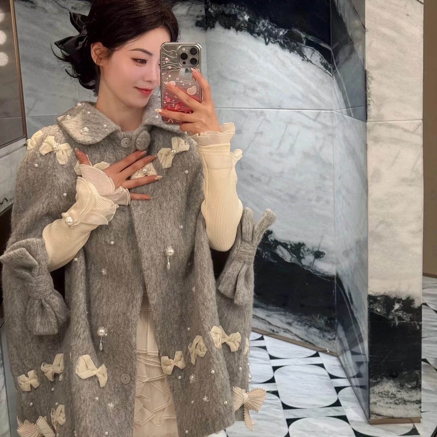 姐魅定制《LFM蝴蝶飞舞》BABY同款高级灰满版白色蝴蝶结外套系列