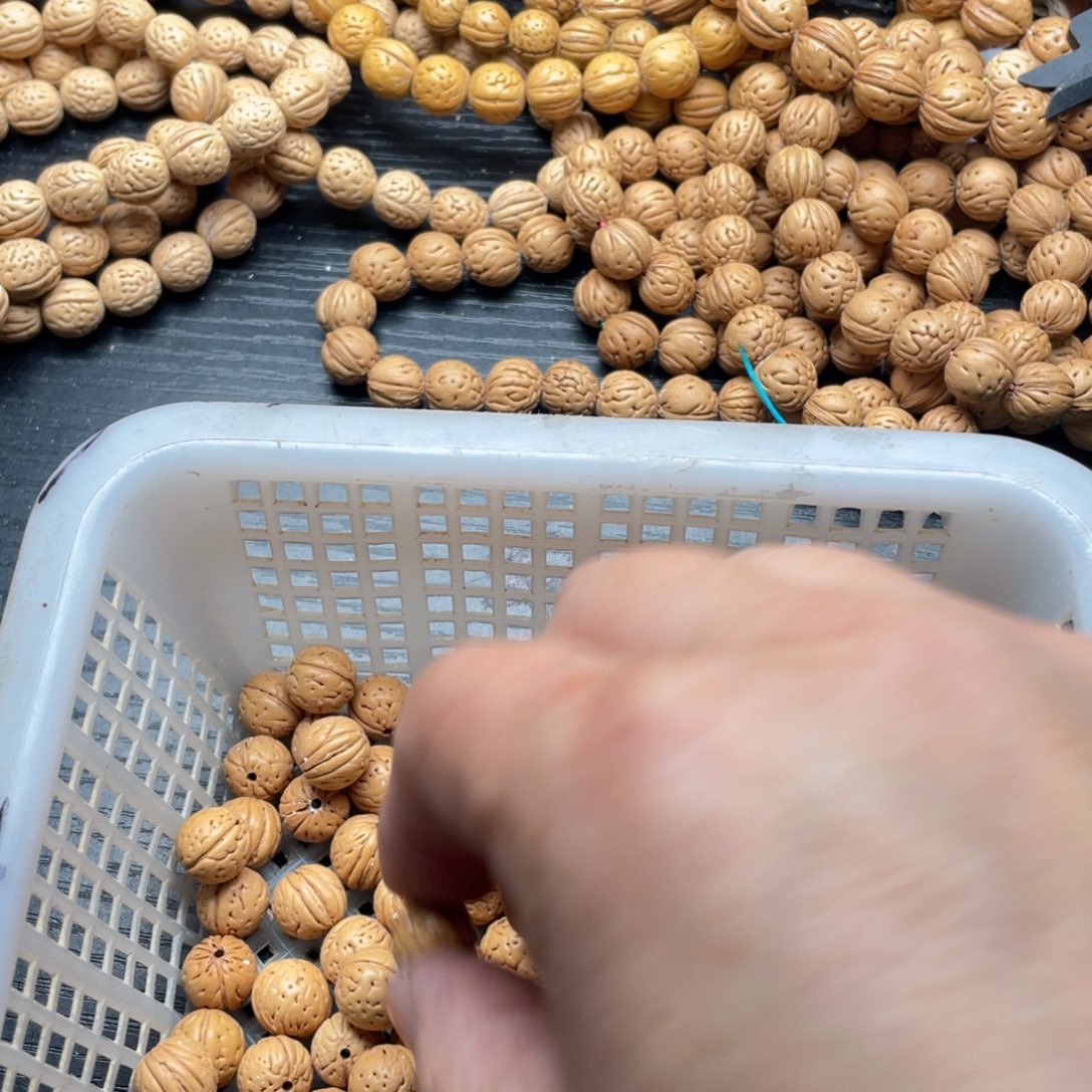 刘***月手串/手链核桃私人定制不退不换240