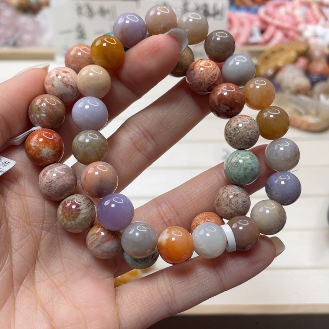 未镶嵌手链硅化玉所*门488