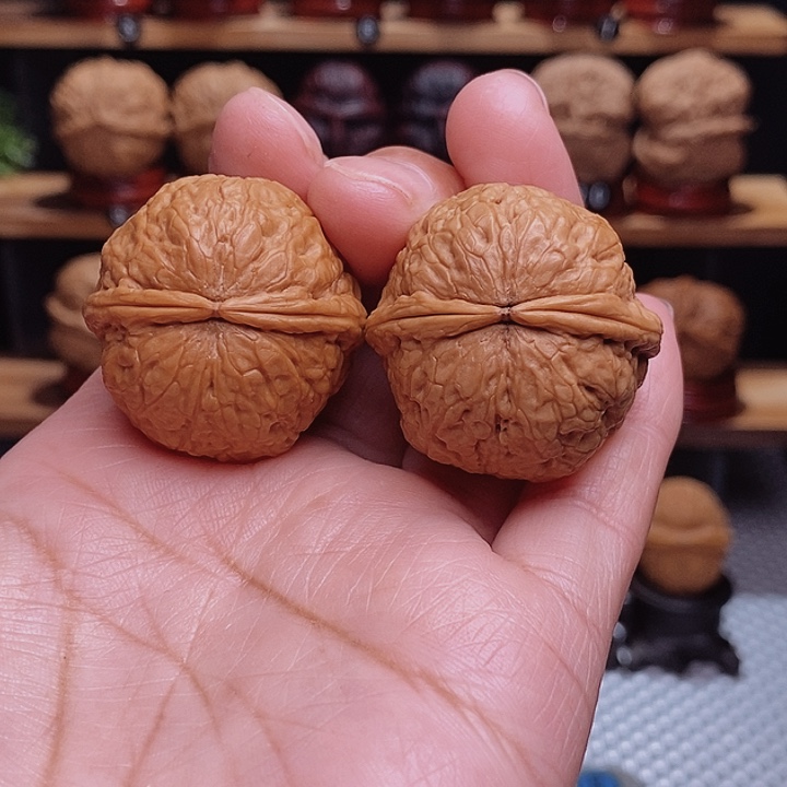 文玩核桃把件蛇皮球27