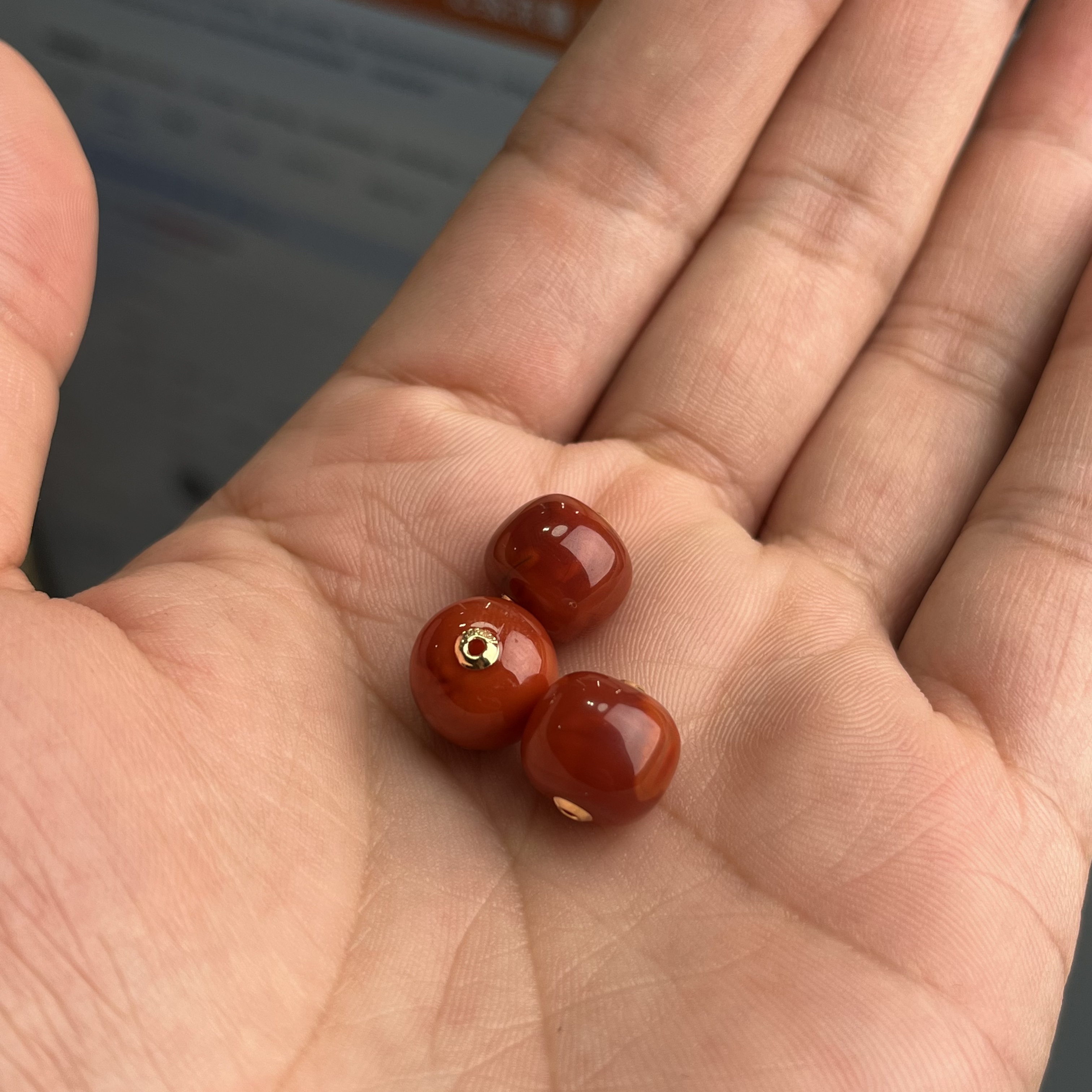 11mm+南红玛瑙老型珠18K金贴片路路通吊坠多样性发发一