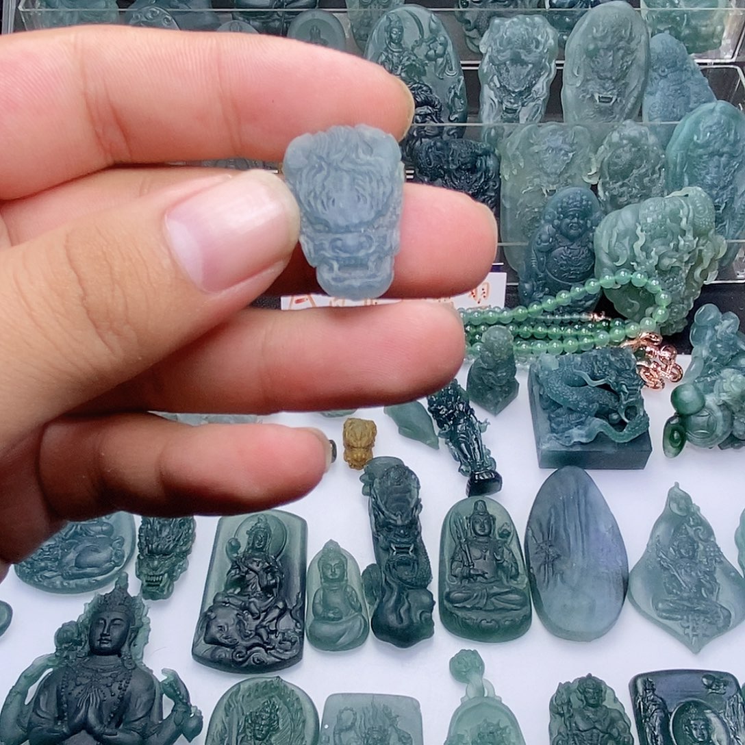 未镶嵌定制翡翠龙头