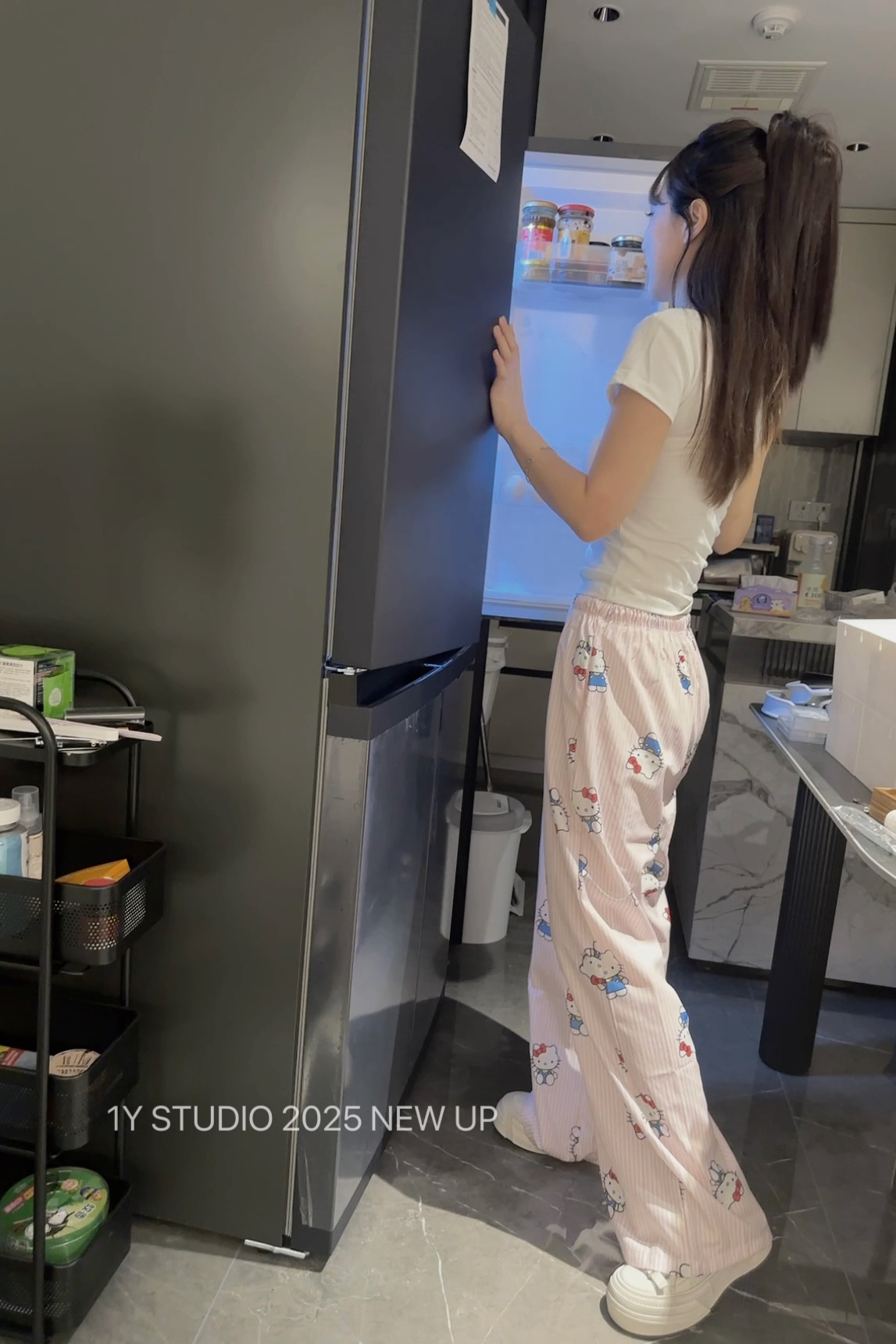 圆老师生日场浮力 均码链接短袖上衣女