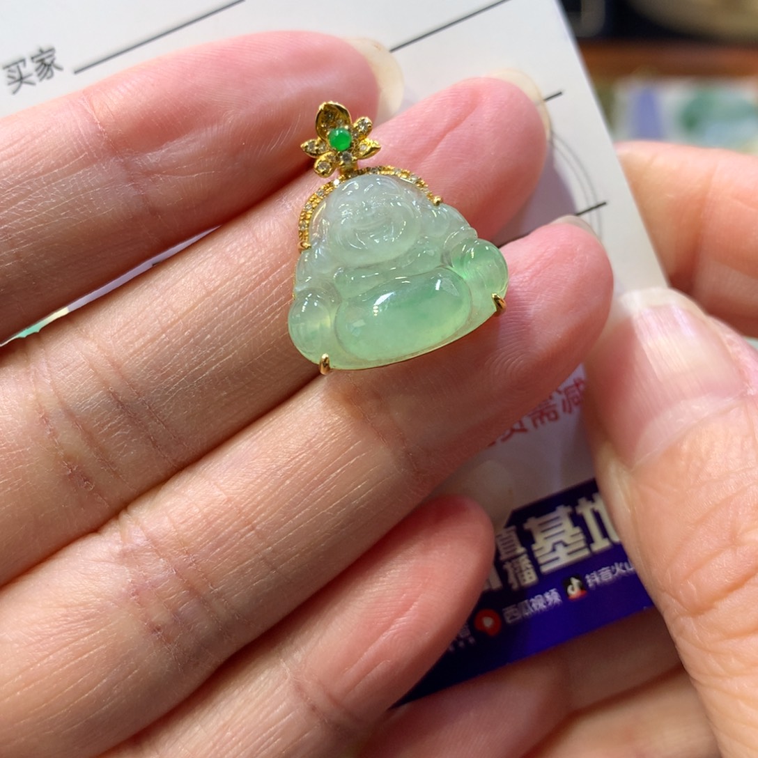 拾***麻翡翠18K金镶嵌颈饰