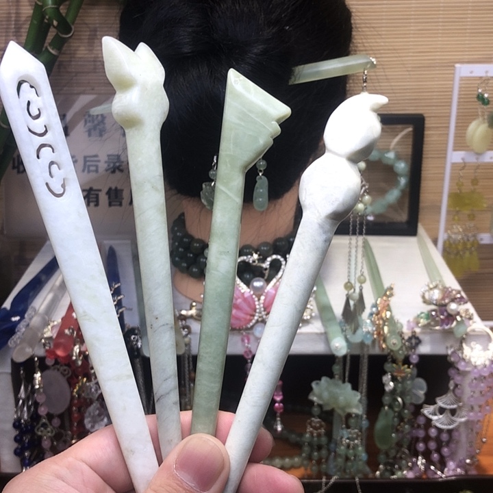 蛇纹石玉未镶嵌发簪