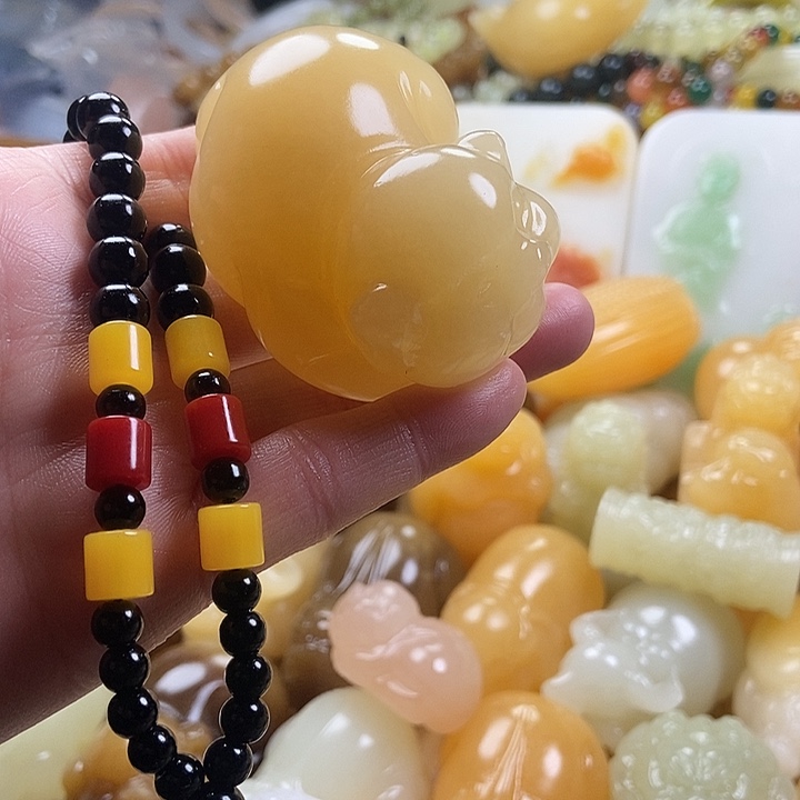 完全开放手把件猪