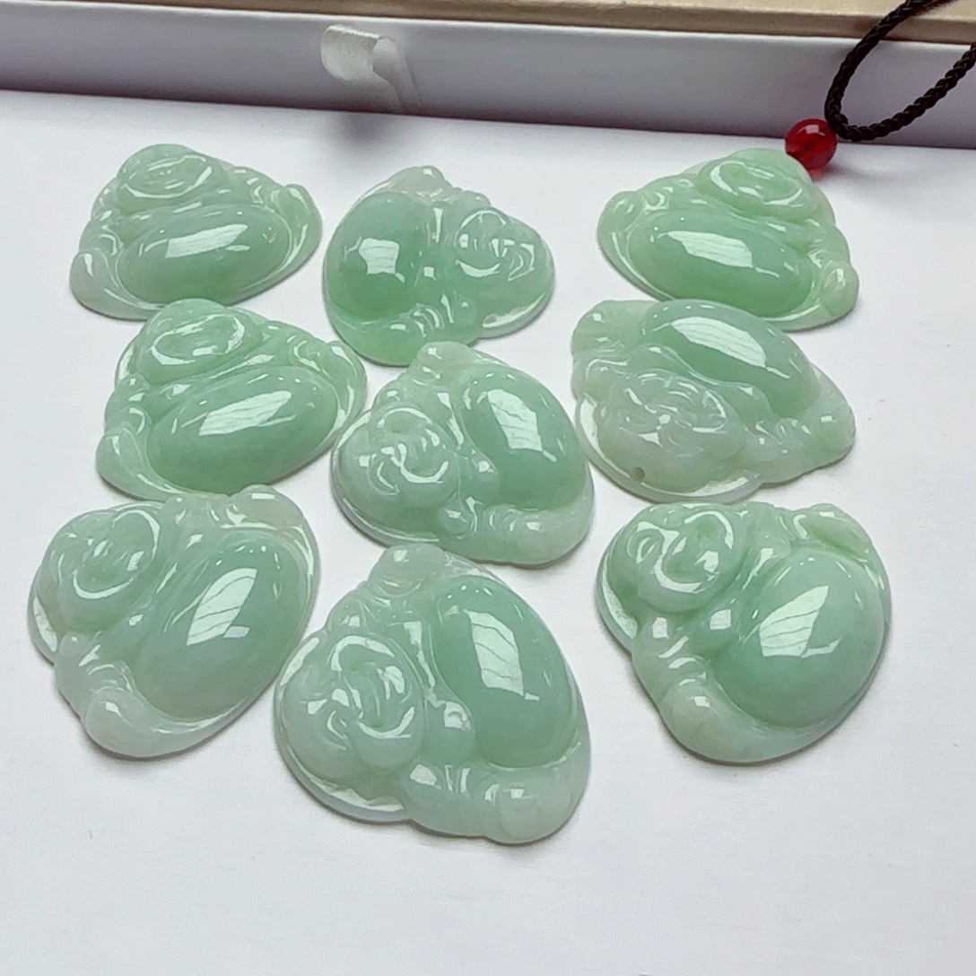 颈饰未镶嵌翡翠佛