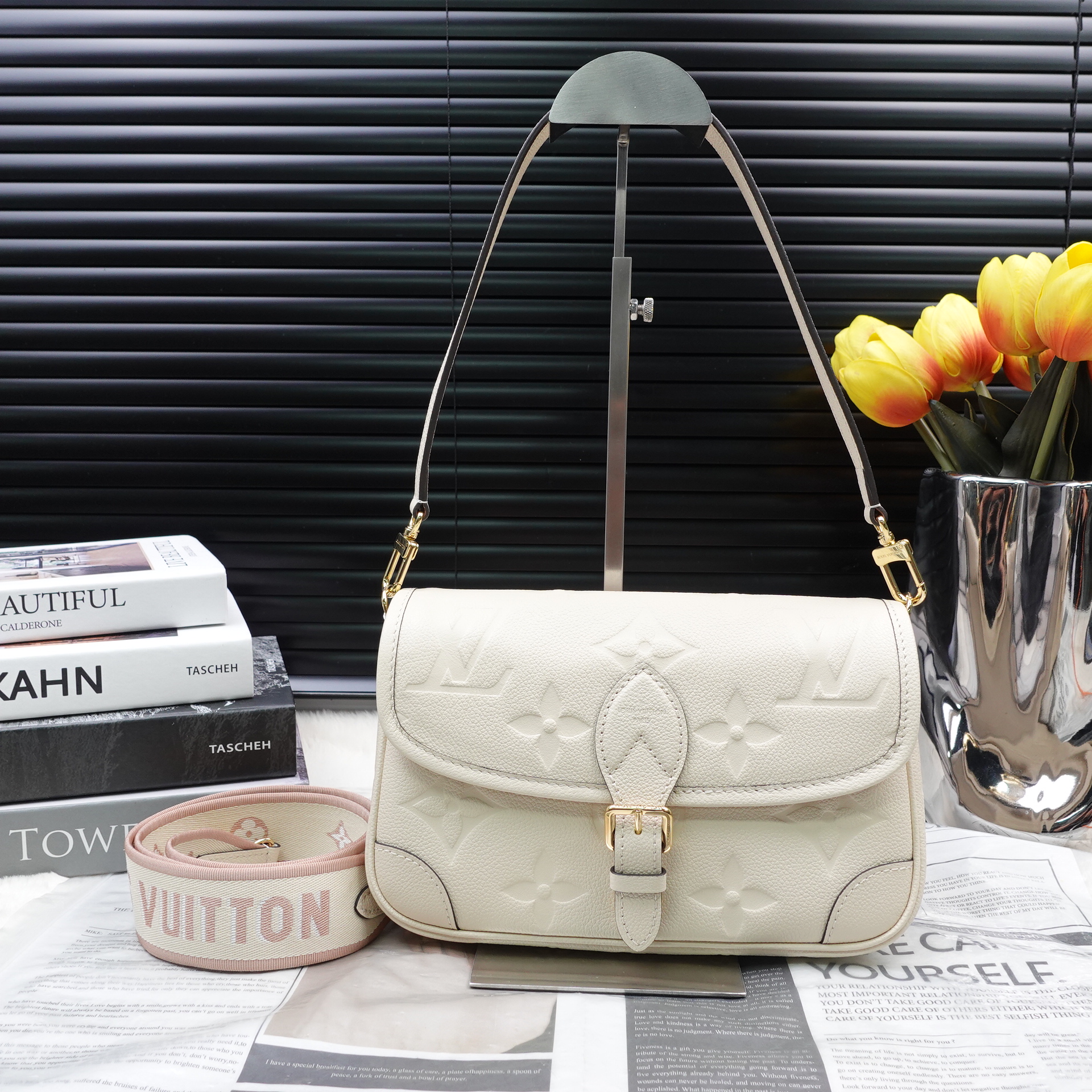 95新 LouisVuitton/路易威登 单肩包/T10317239