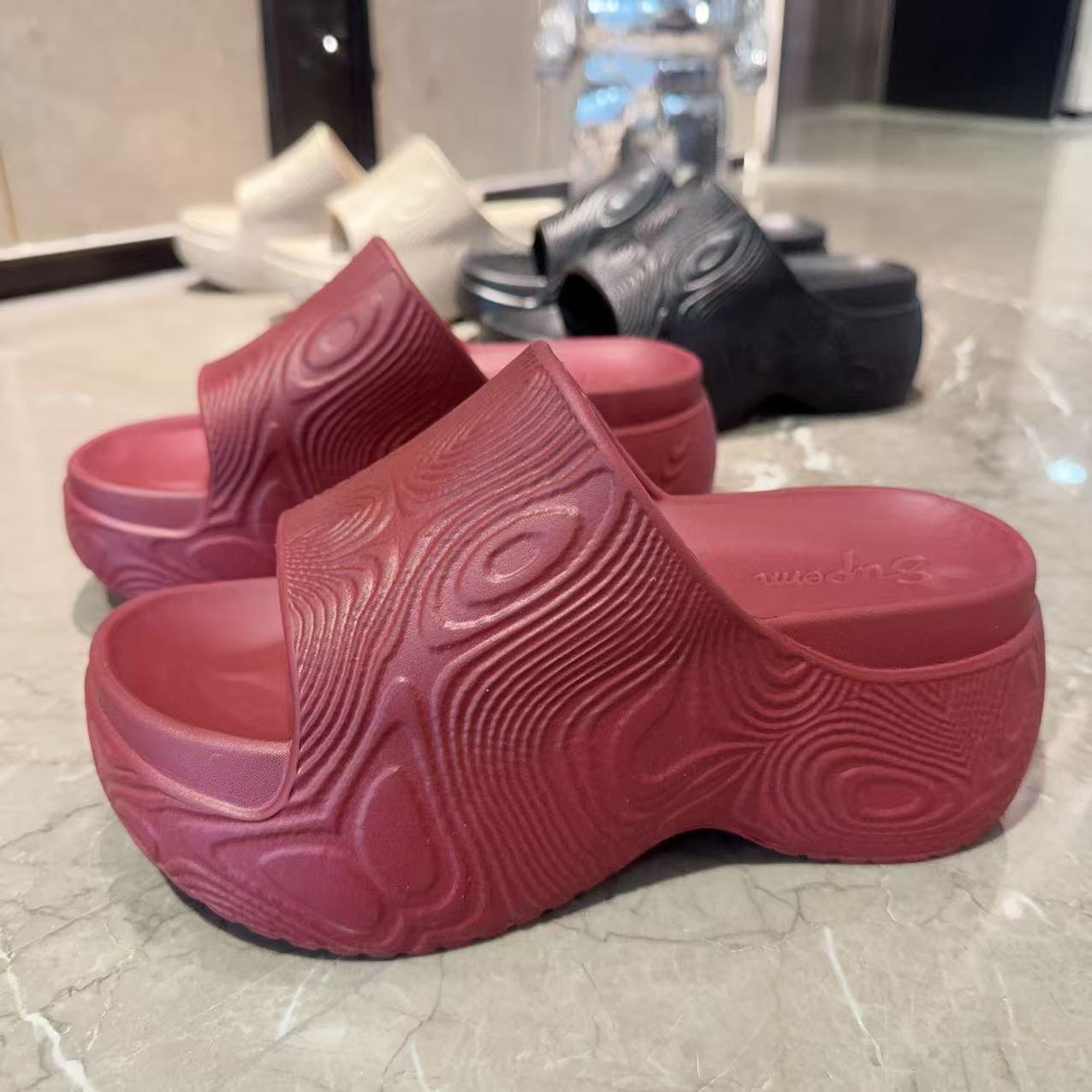 【达人专属】115夏季6厘米EVA厚底印花休闲时尚增高凉拖鞋