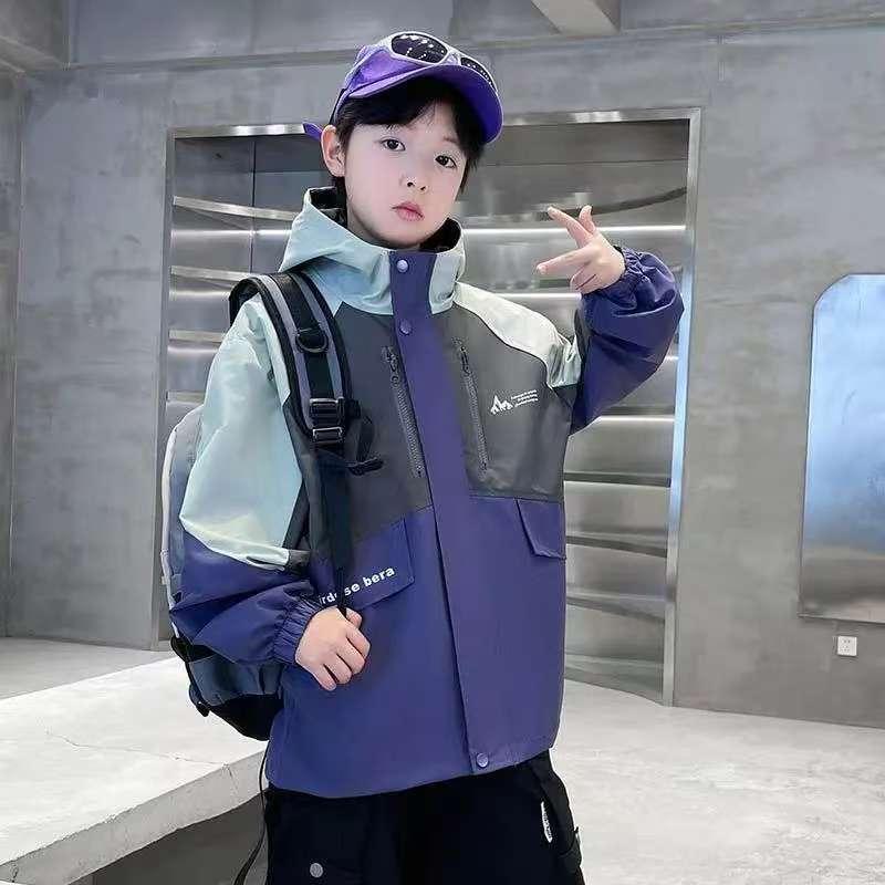 儿童童装秋装外套春秋儿童2025新款帅气洋气中大童男孩风衣长袖潮