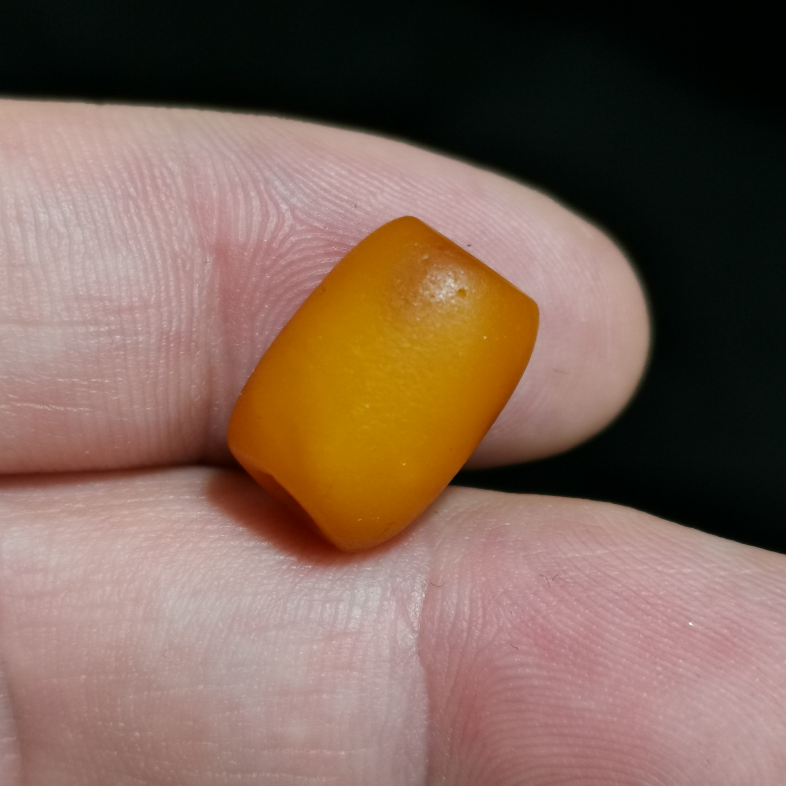 老蜜蜡西亚桶吊坠