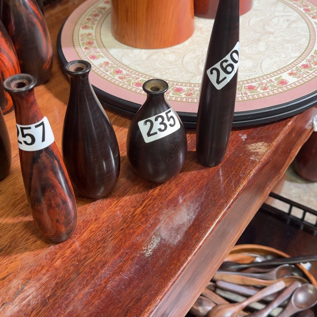 交趾黄檀（大红酸枝）酸枝小花瓶