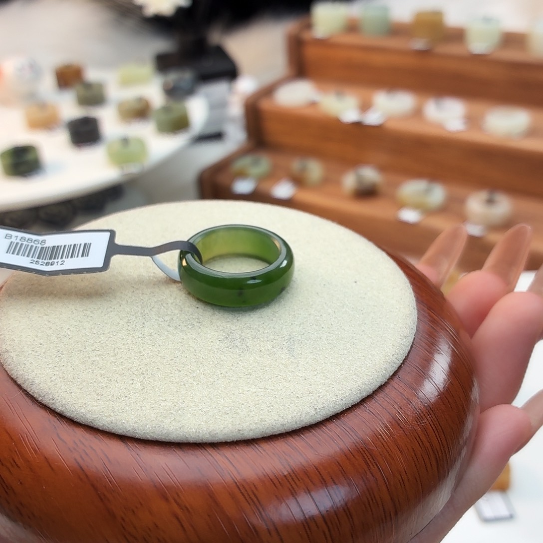 和田玉未镶嵌戒指碧玉轮胎16.03mmj20