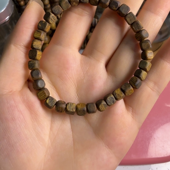 沉香碎屑沉香莺歌绿奇楠05小方糖