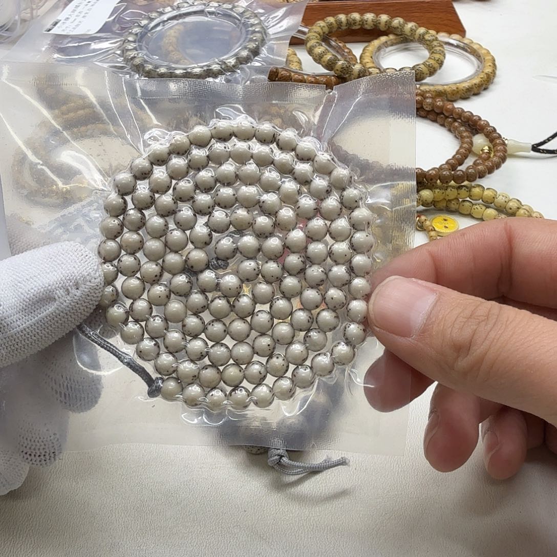 吊坠星月菩提25梵天糯冰石玉河豚6圆108