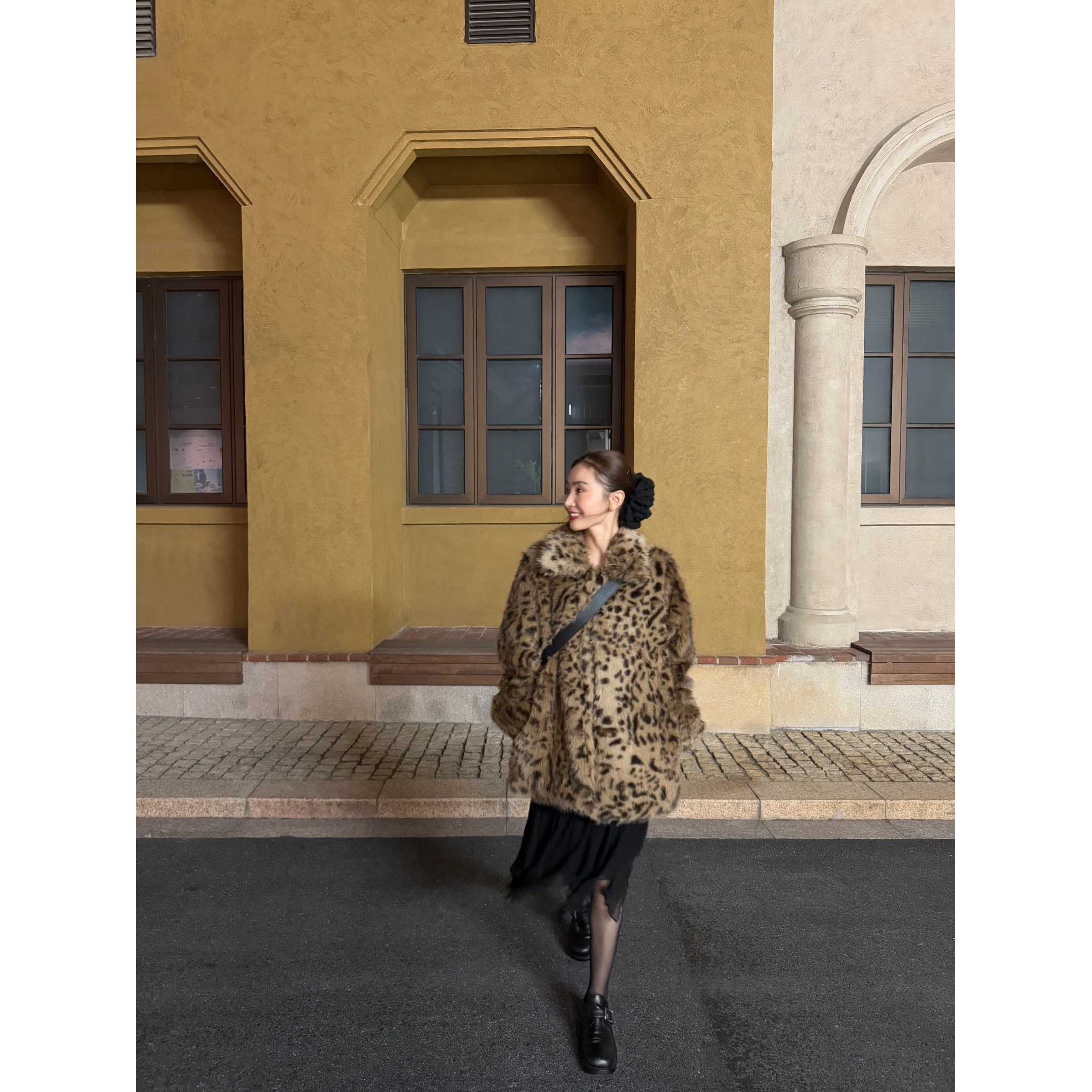 INAIEN【野趣缪斯】复古高级感翻领宽松版豹纹毛毛外套L1535