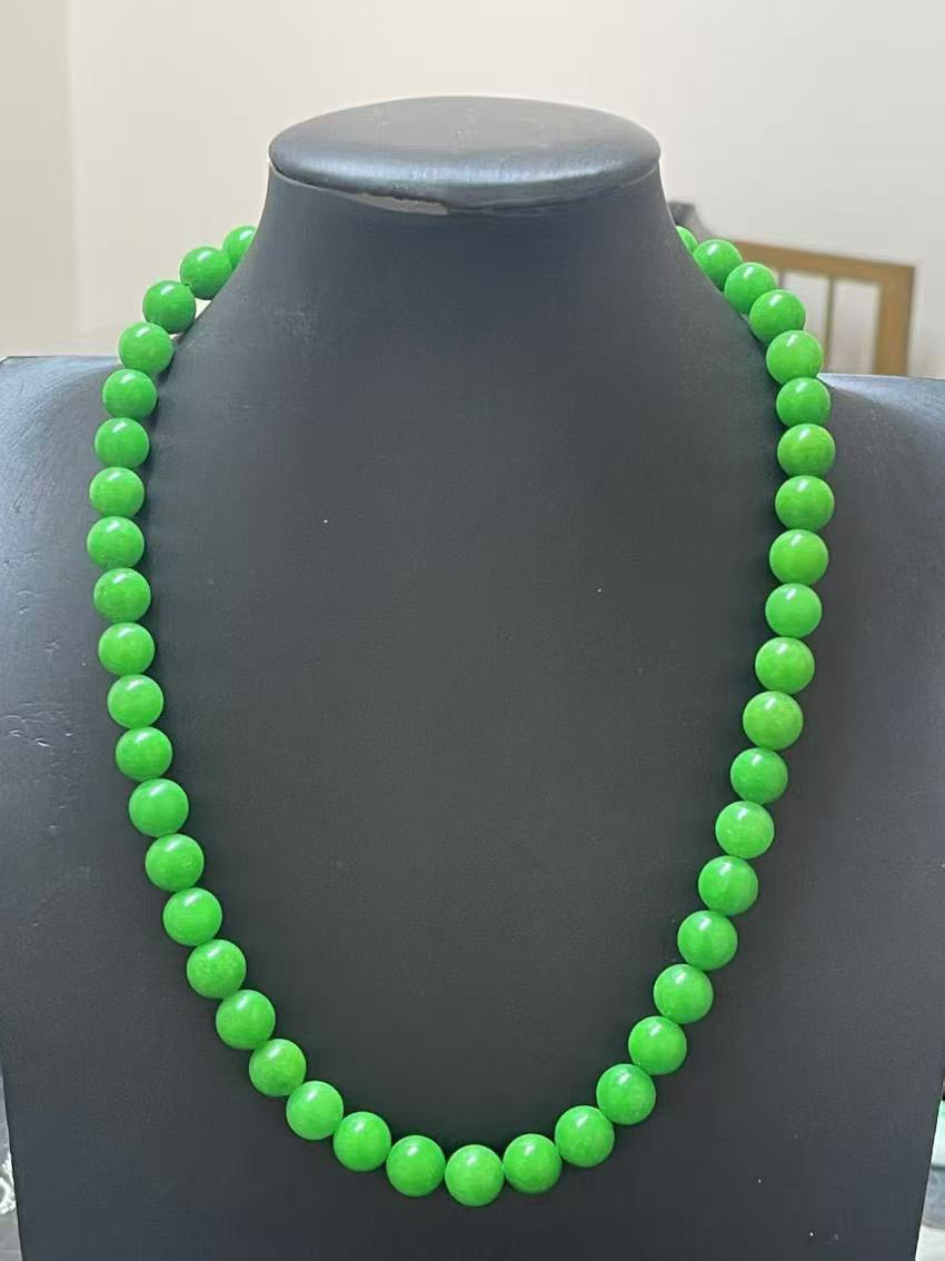翡翠项链正阳绿10mm