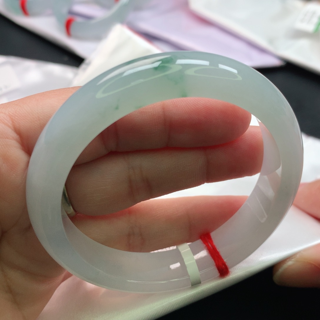 翡翠手镯未镶嵌缅甸56