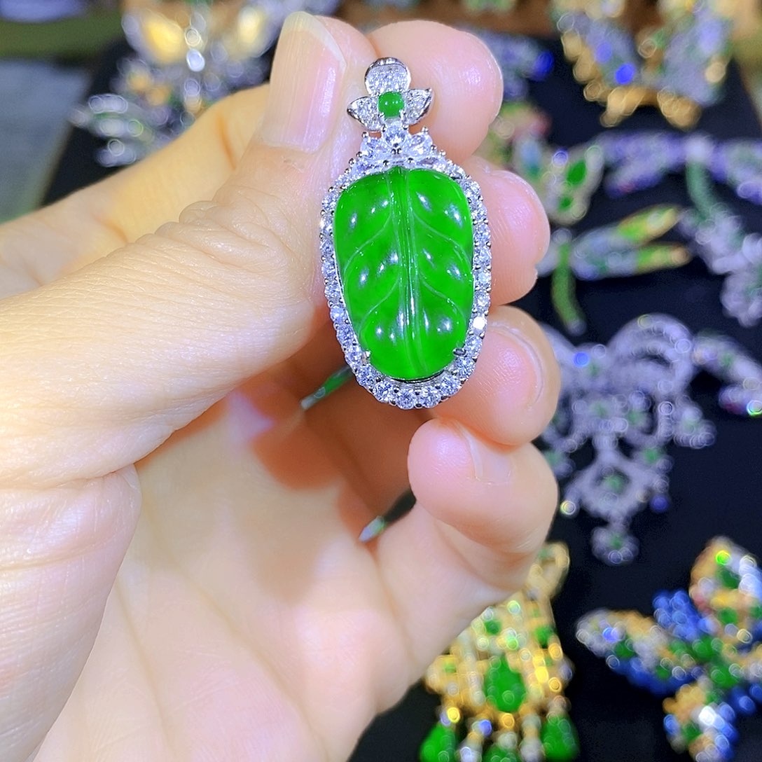 吊坠(不含链)银S925镶嵌翡翠