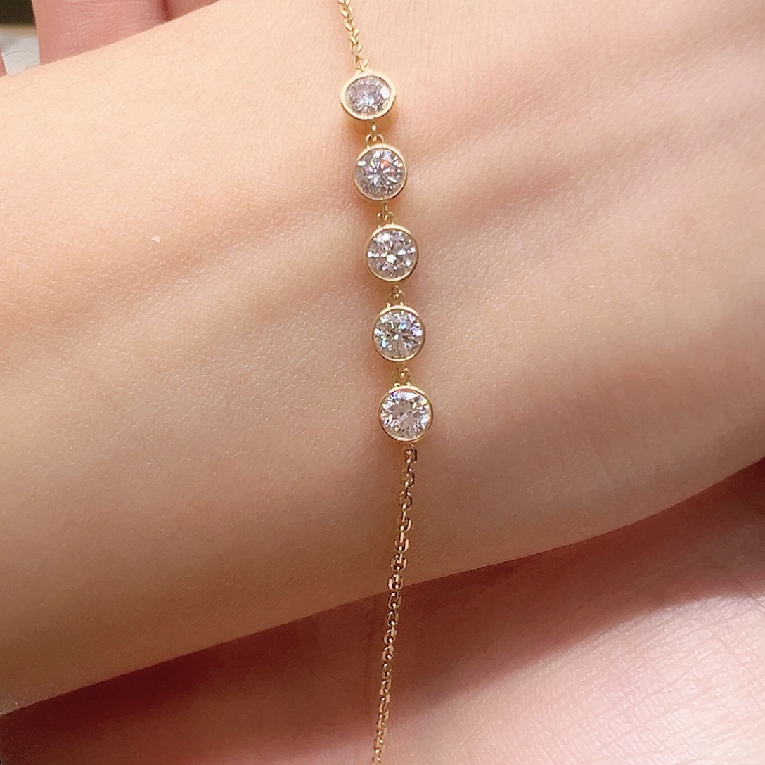 18K金镶嵌实验室培育钻石0.568ct K黄5钻泡泡手链