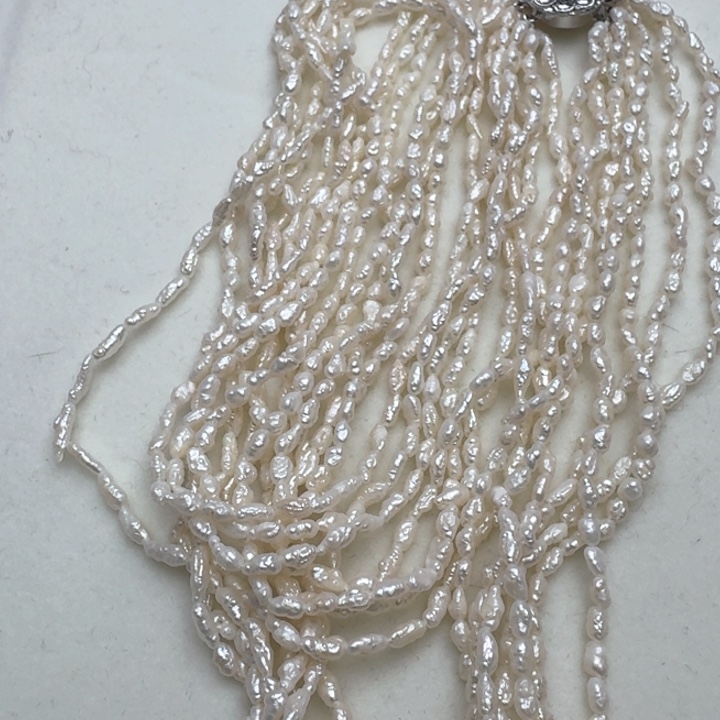 淡水珍珠颈饰未镶嵌