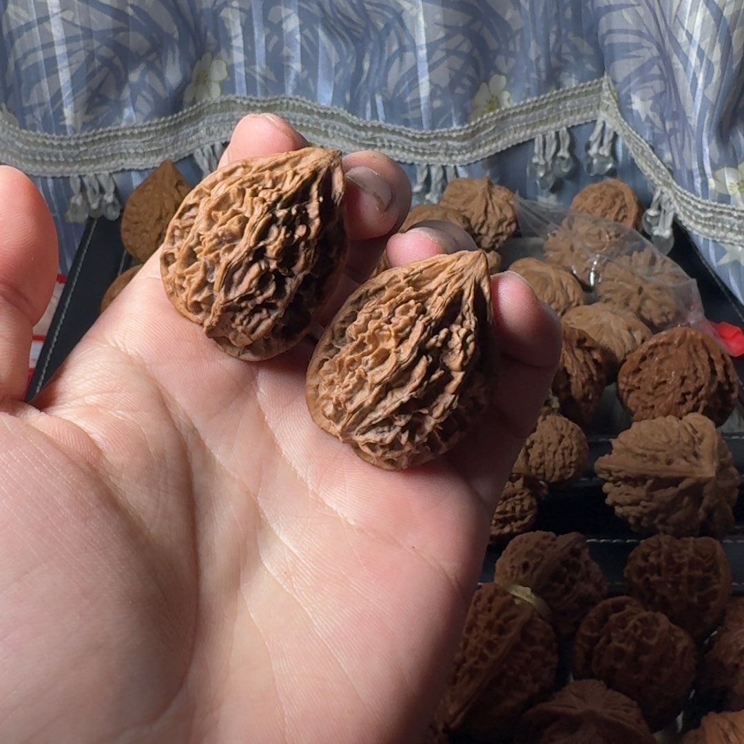 鸡心核桃 没清理 哈哈哈哈哈